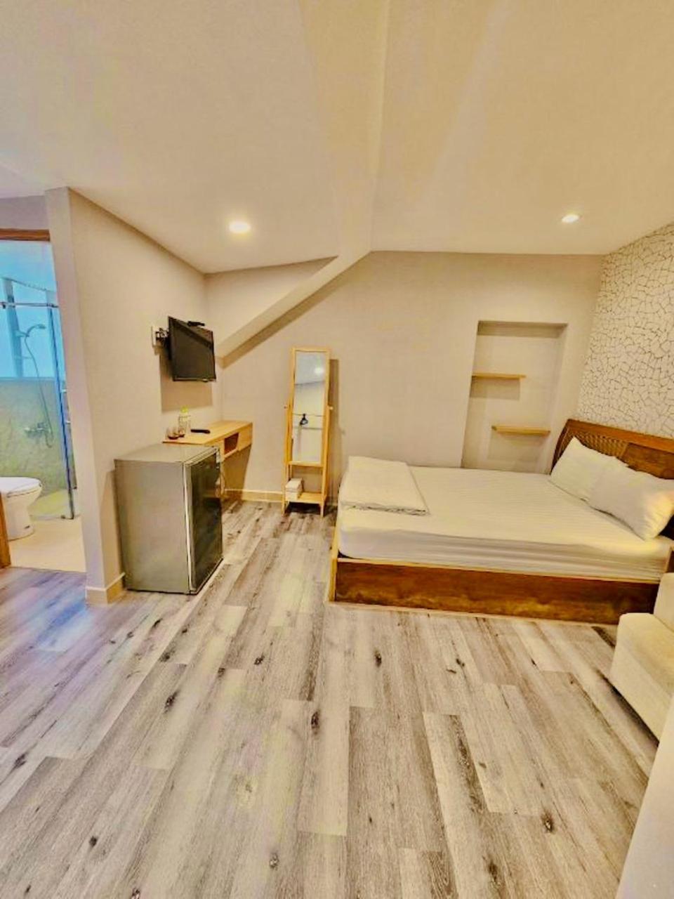 Simmi 5 Hotel & Apartment Cidade de Ho Chi Minh Exterior foto